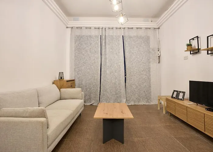 Appartement Unique 1 Bedroom Prime Location In *