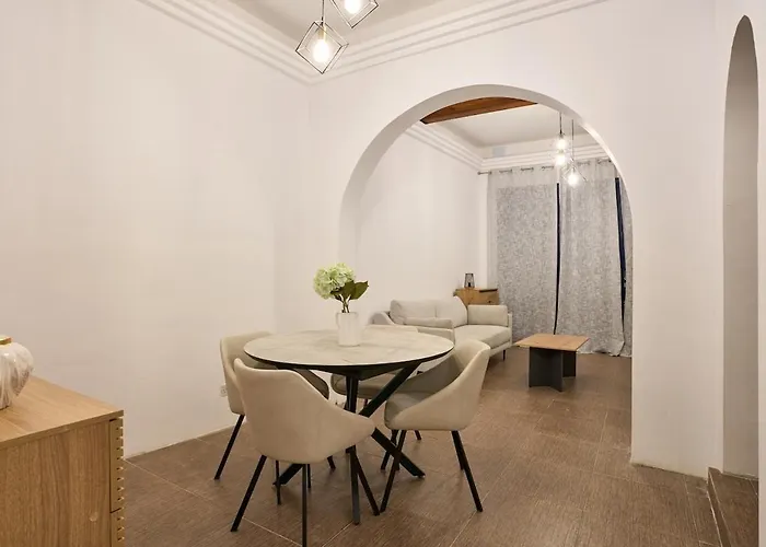 Unique 1 Bedroom Prime Location In Appartement Sliema