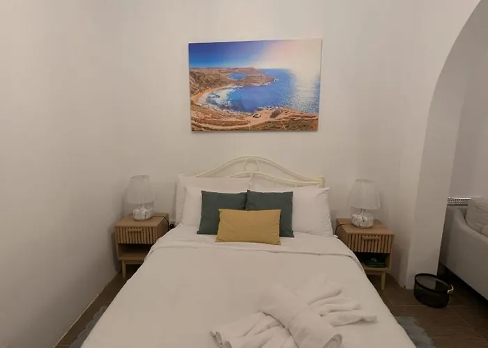 Unique 1 Bedroom Prime Location In *