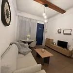 Unique 1 Bedroom Prime Location In